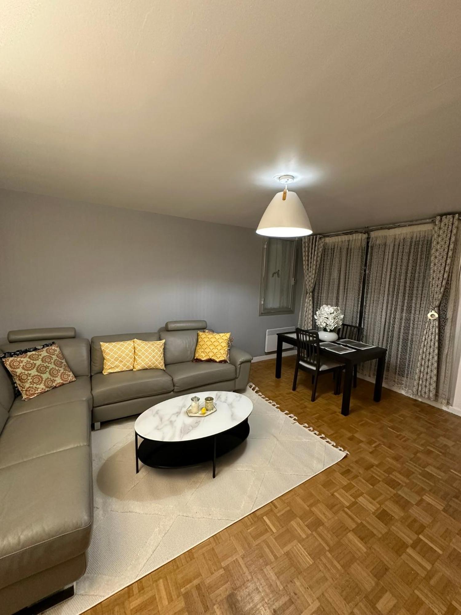 Appartement En Residence- Clichy Exterior photo